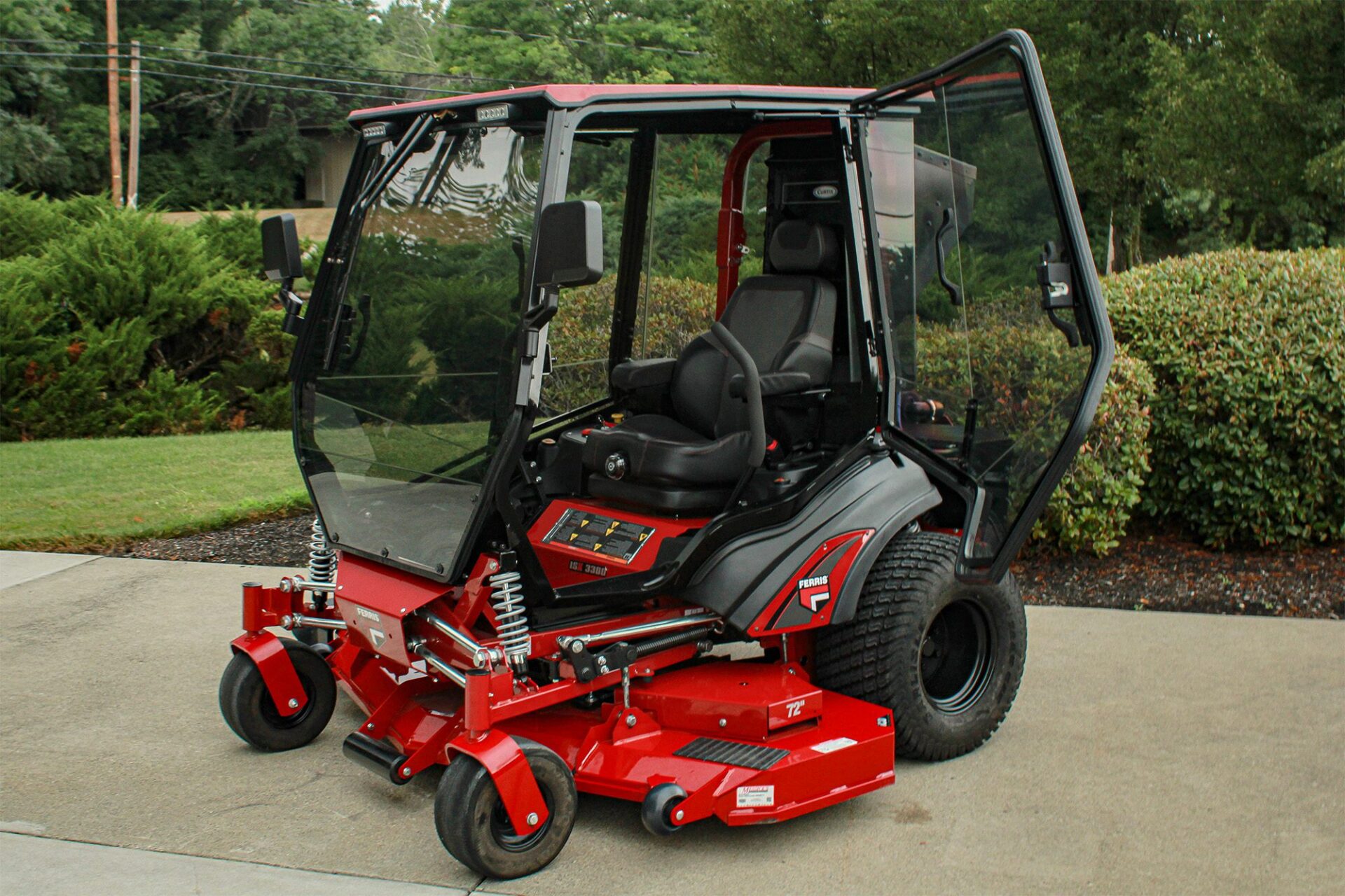 Premium A/C Cab for the Ferris ISX3300