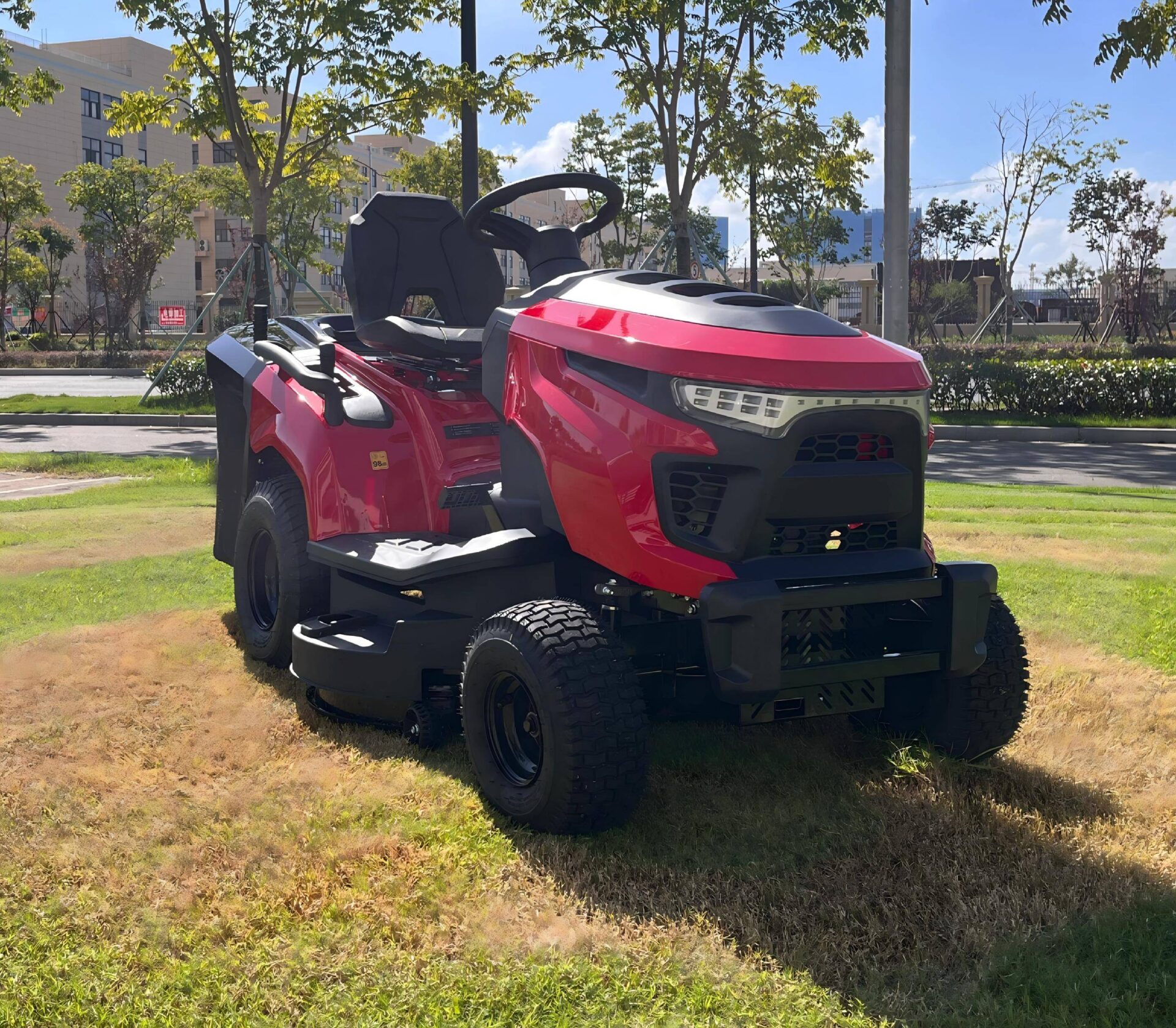 RC Gasoline Lawn Mower Tractor